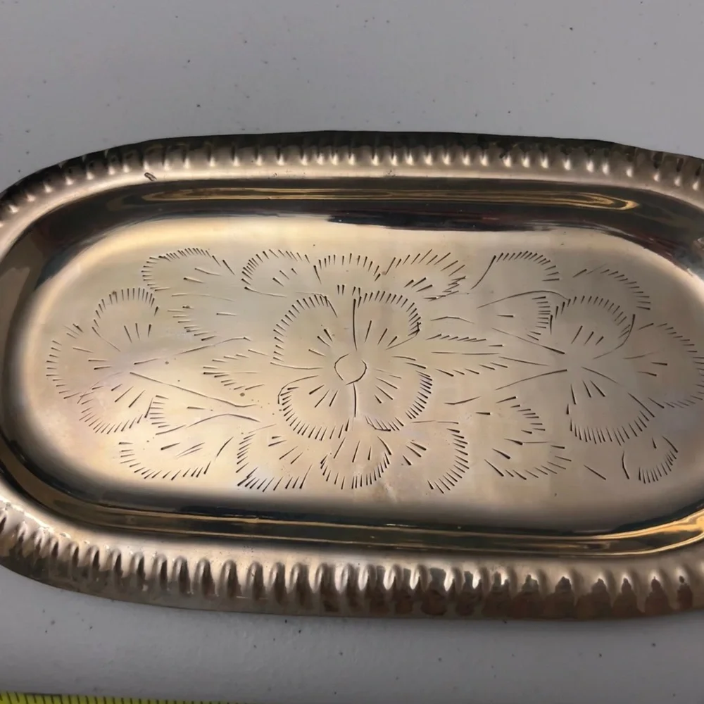 NIB International Silver Co Vintage Floral Tray Set